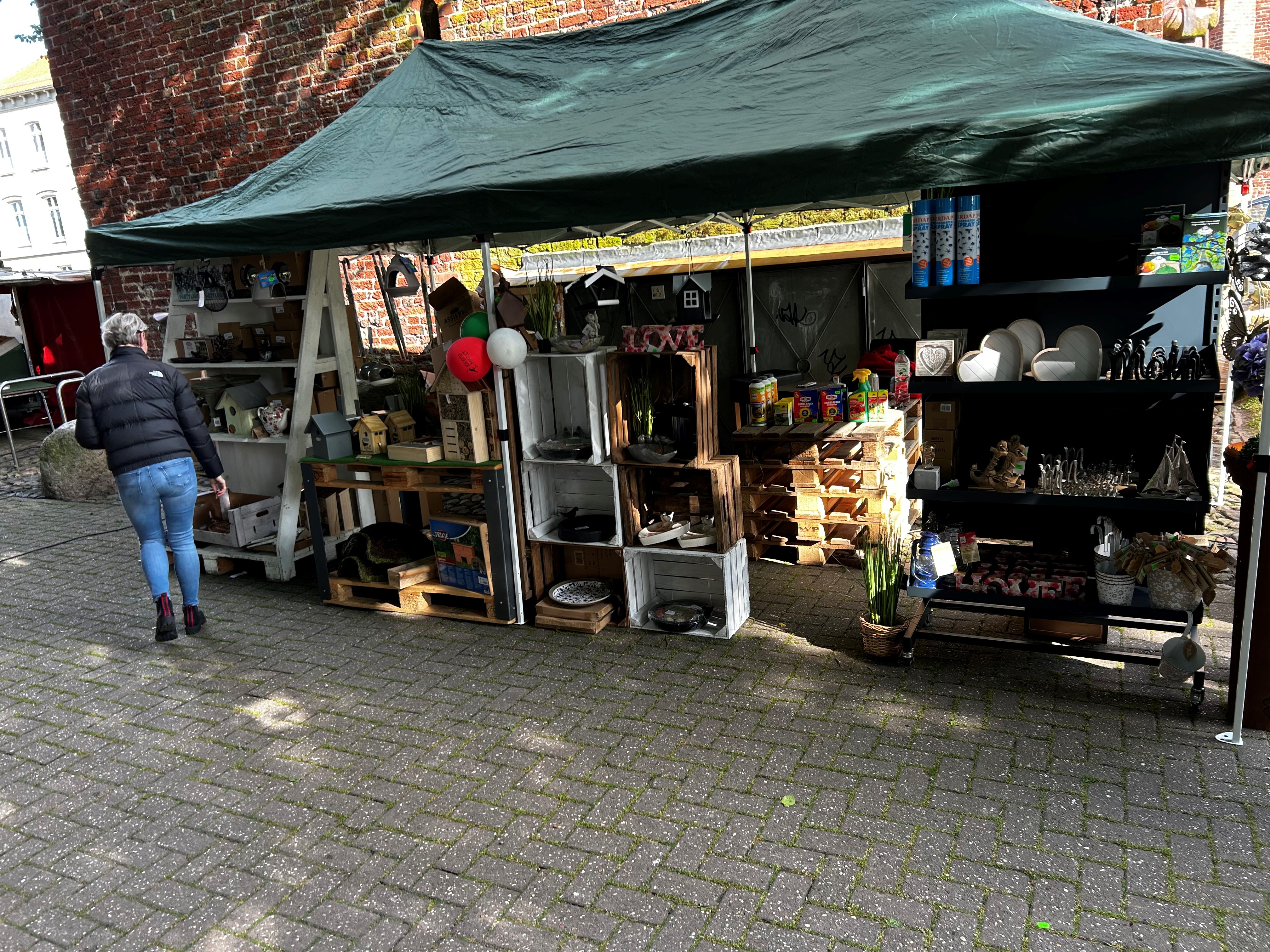 newsimages/131-rosenmarkt 1.jpg